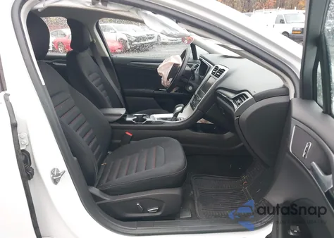 2016 Ford Fusion Se z USA, uszkodzony, nr VIN 3FA6P0H74GR252907